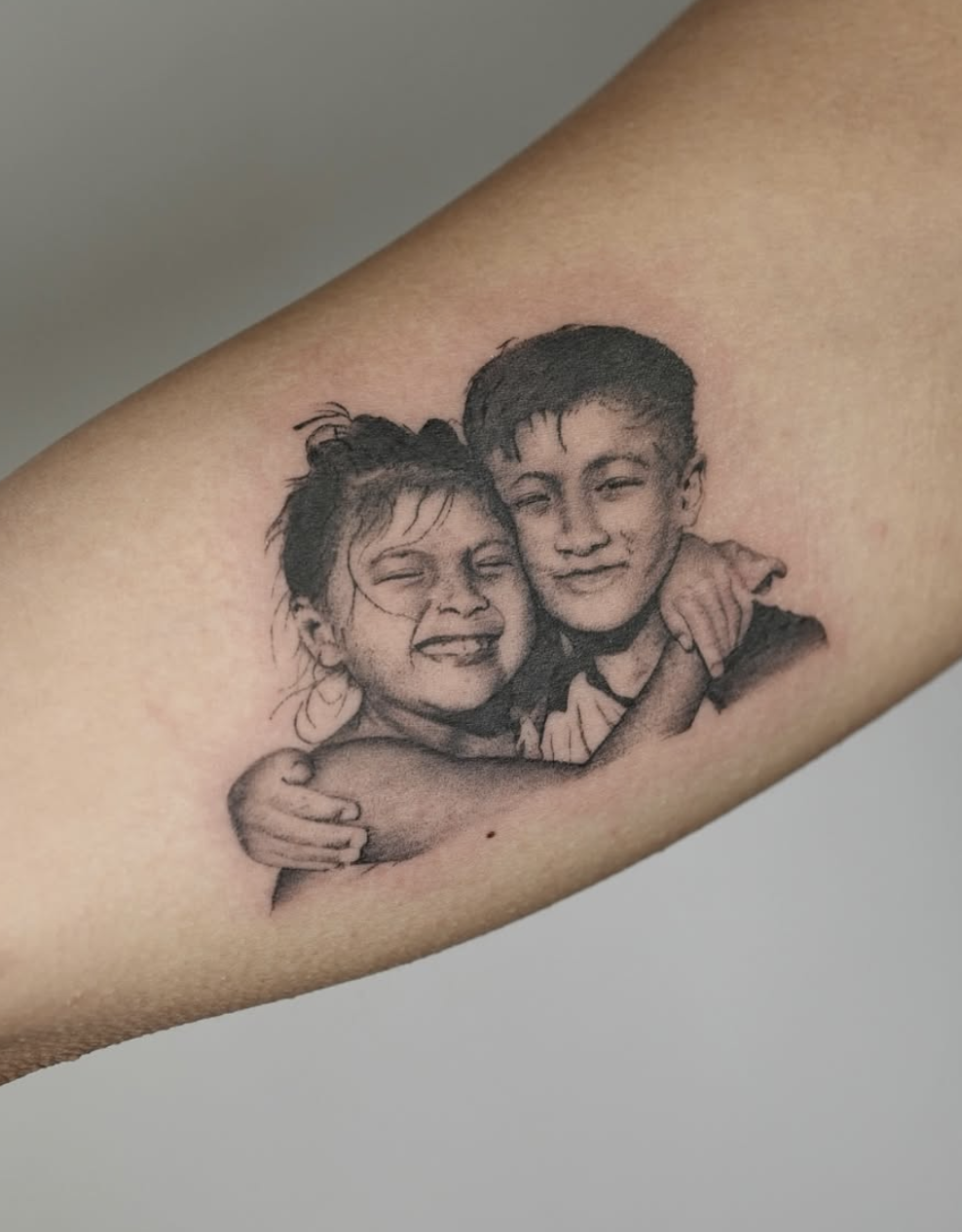 Romy Santana @romysant Micro realism artist Chicago, IL Speakeasy Custom Tattoo