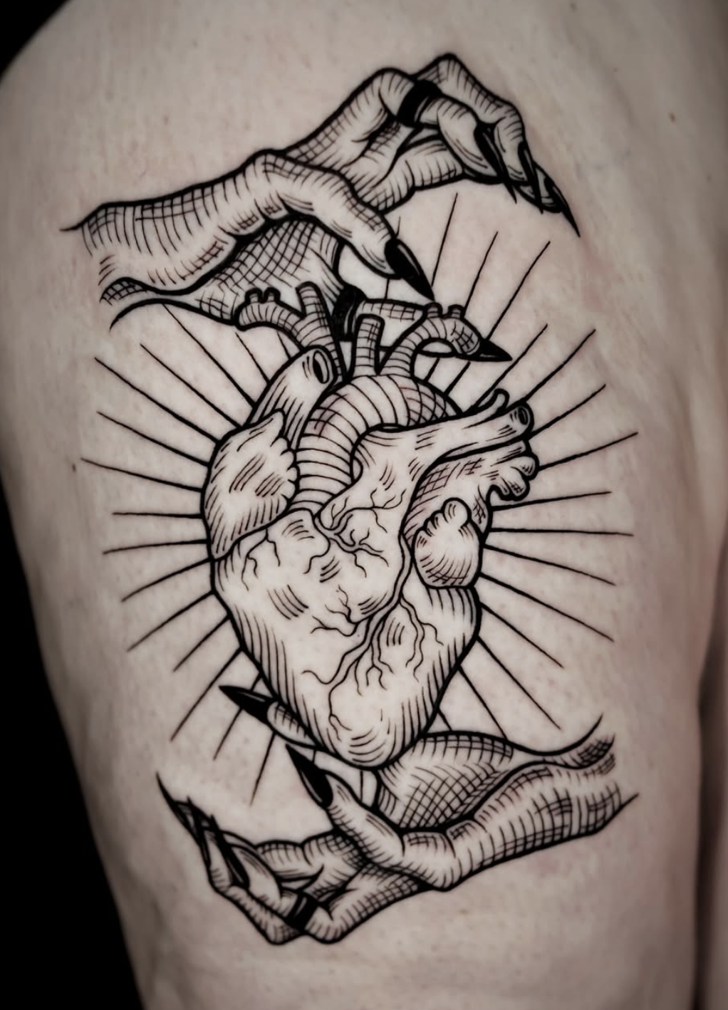 Guest Artist- Jorge (George) De La Selva @blackheart.ttt Speakeasy Custom Tattoo Chicago Engraved linework tattoos
